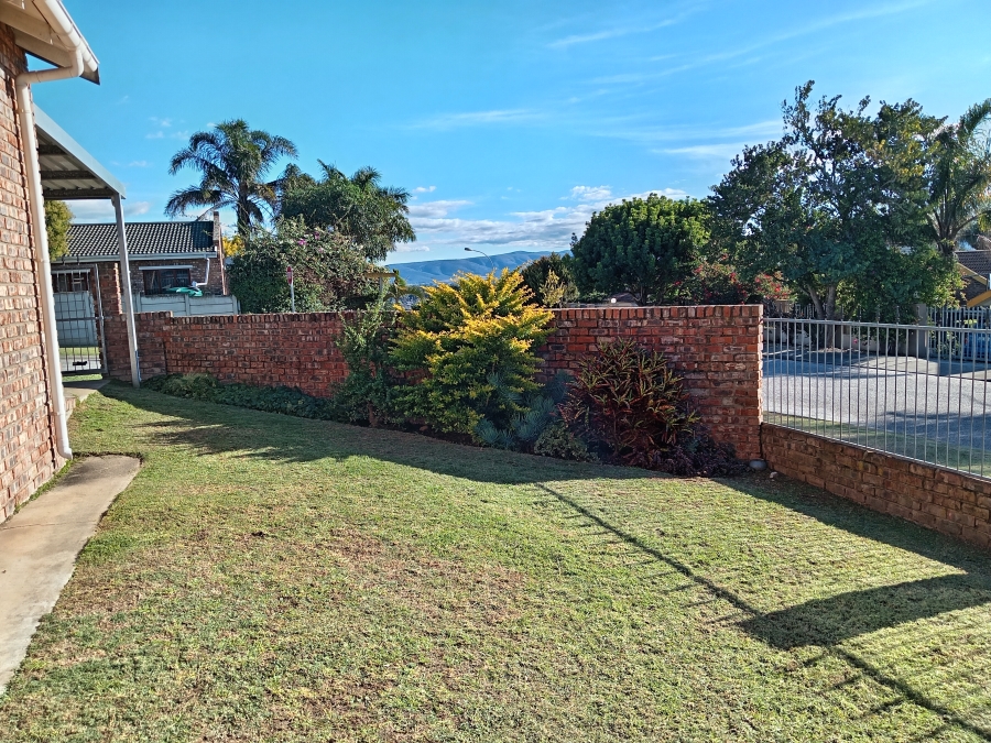 3 Bedroom Property for Sale in Strelitzia Park Eastern Cape